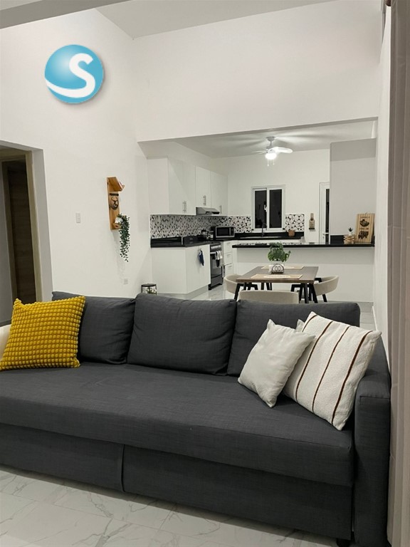 2-Bedroom House in Verón — photo 3