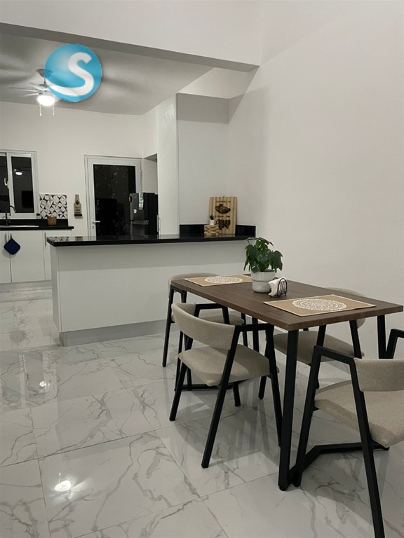 2-Bedroom House in Verón — photo 4