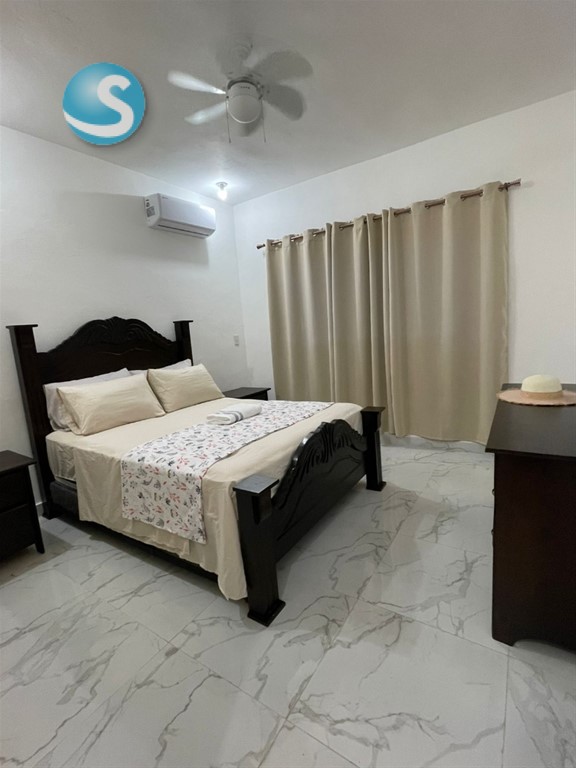 2-Bedroom House in Verón — photo 10