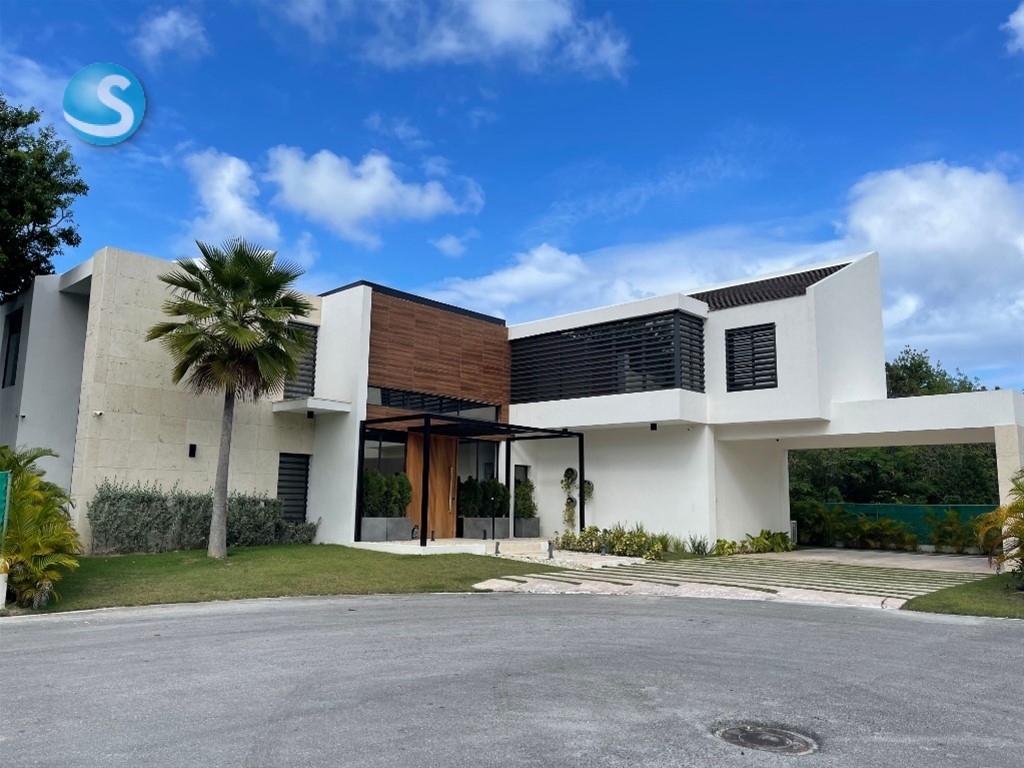 5-Bedroom Villa in Punta Cana Village — photo 2