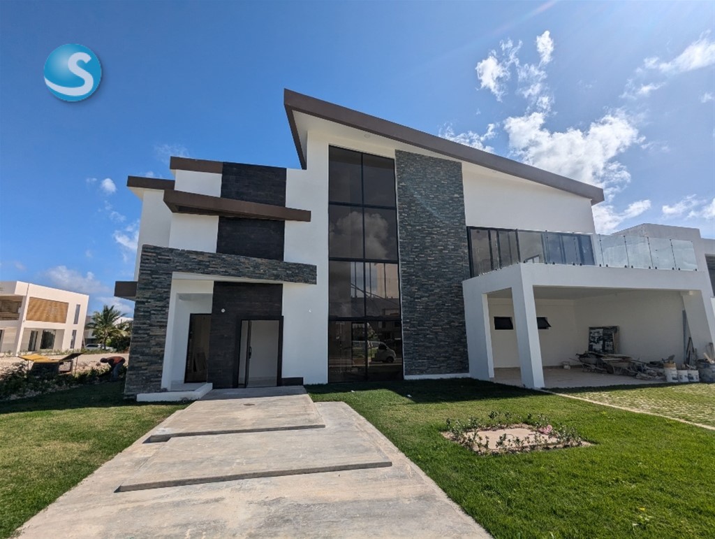 4-Bedroom Villa in Cap Cana — photo 1