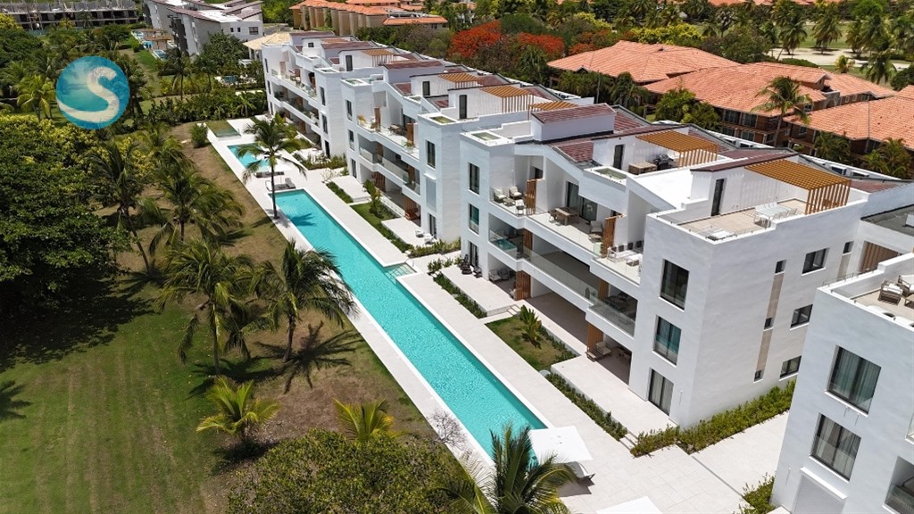 2-Bedroom Apartment in Cocotal Golf & Country Club — photo 12
