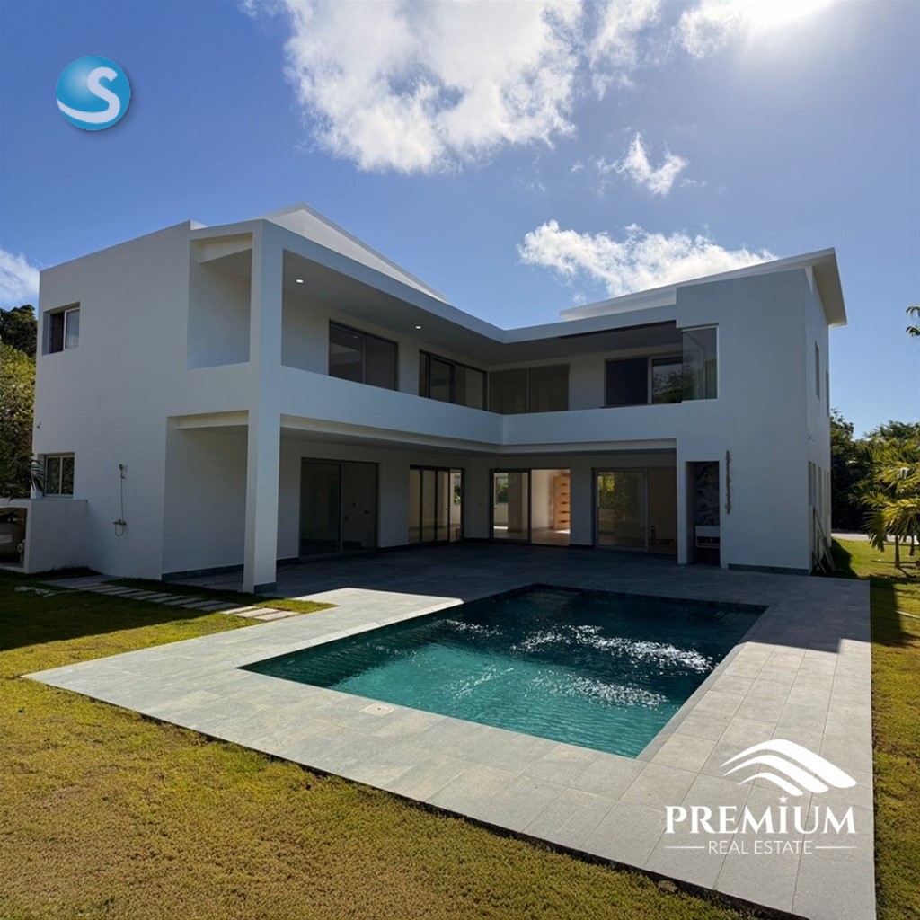 4-Bedroom Villa in Punta Cana Village