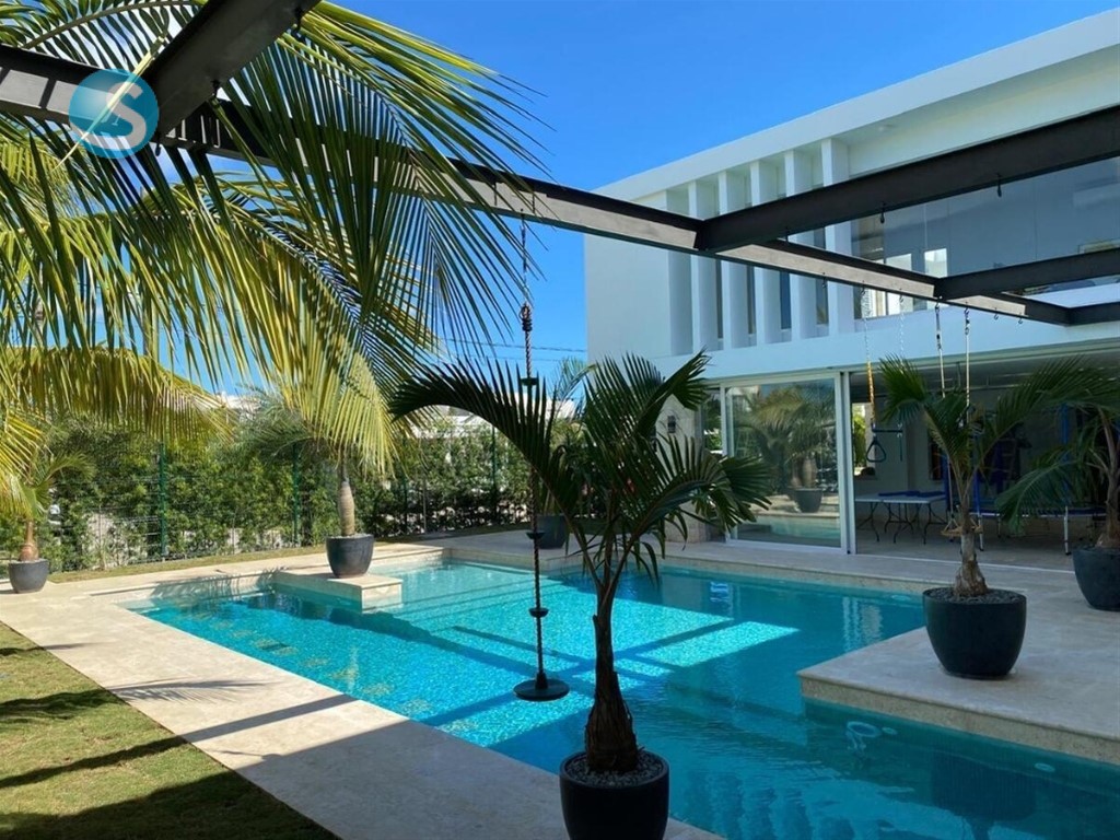 6-Bedroom Villa in Bávaro — photo 3