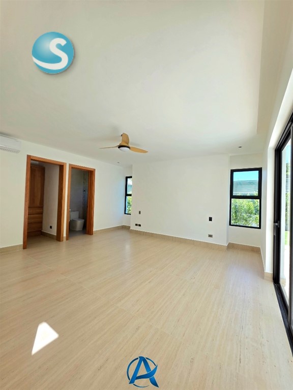 4-Bedroom Villa in Punta Cana Village — photo 11