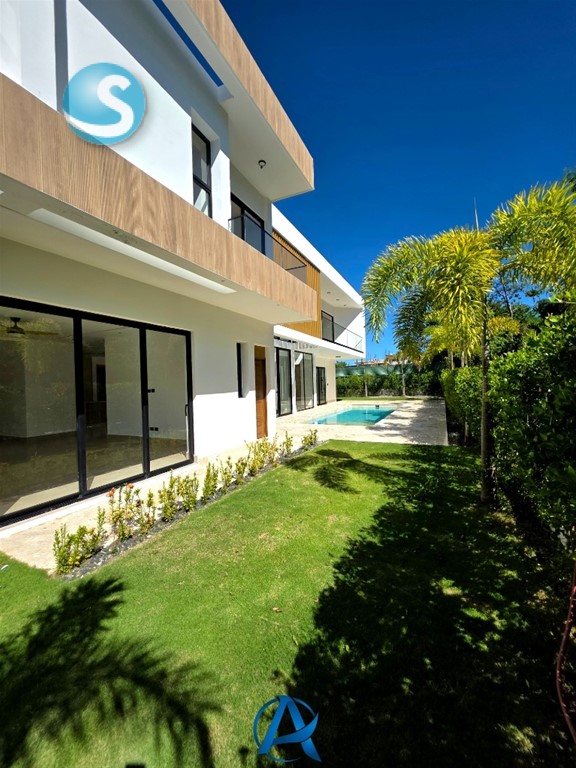 4-Bedroom Villa in Punta Cana Village — photo 3