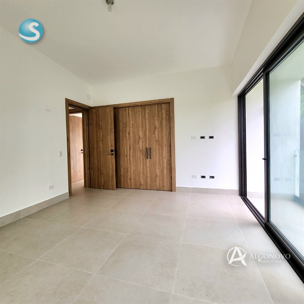 4-Bedroom Villa in Punta Cana Village — photo 4