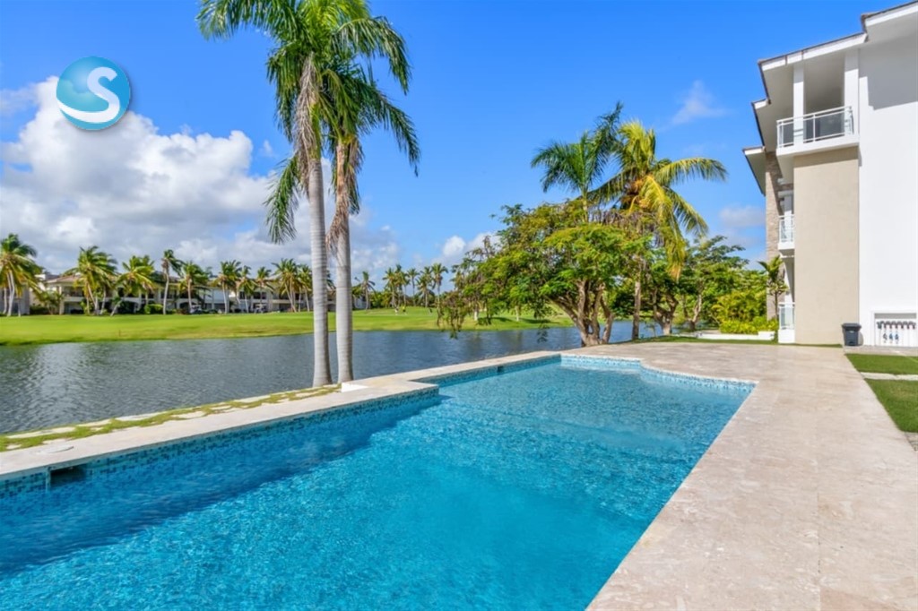 2-Bedroom Apartment in Cocotal Golf & Country Club — photo 6