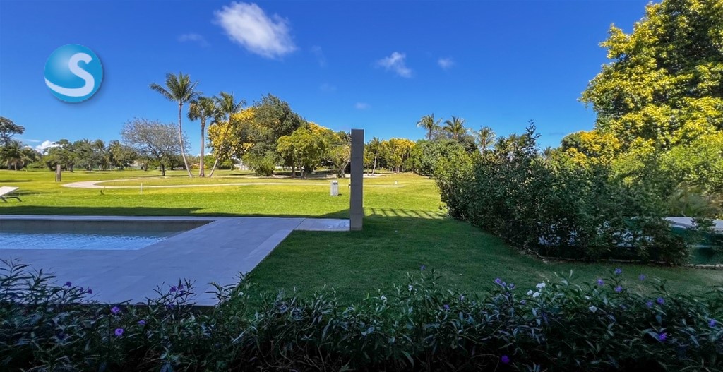 3-Bedroom Apartment in Cocotal Golf & Country Club