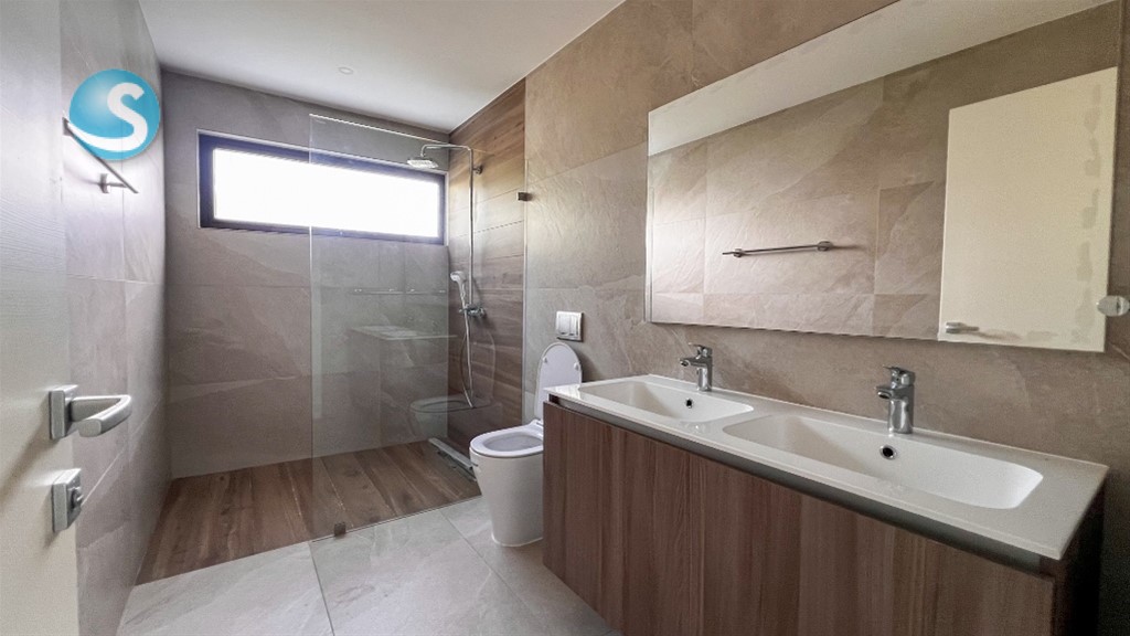 3-Bedroom Apartment in Cocotal Golf & Country Club — photo 5