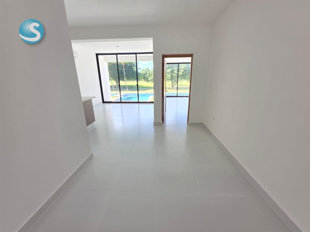 3-Bedroom Apartment in Cocotal — photo 4