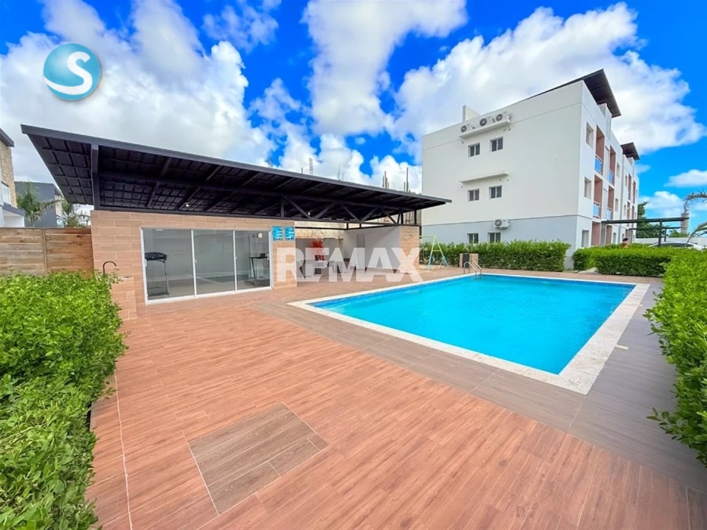 2-Bedroom Apartment in Verón — photo 11