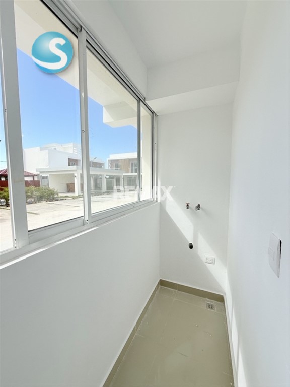 2-Bedroom House in Verón — photo 6