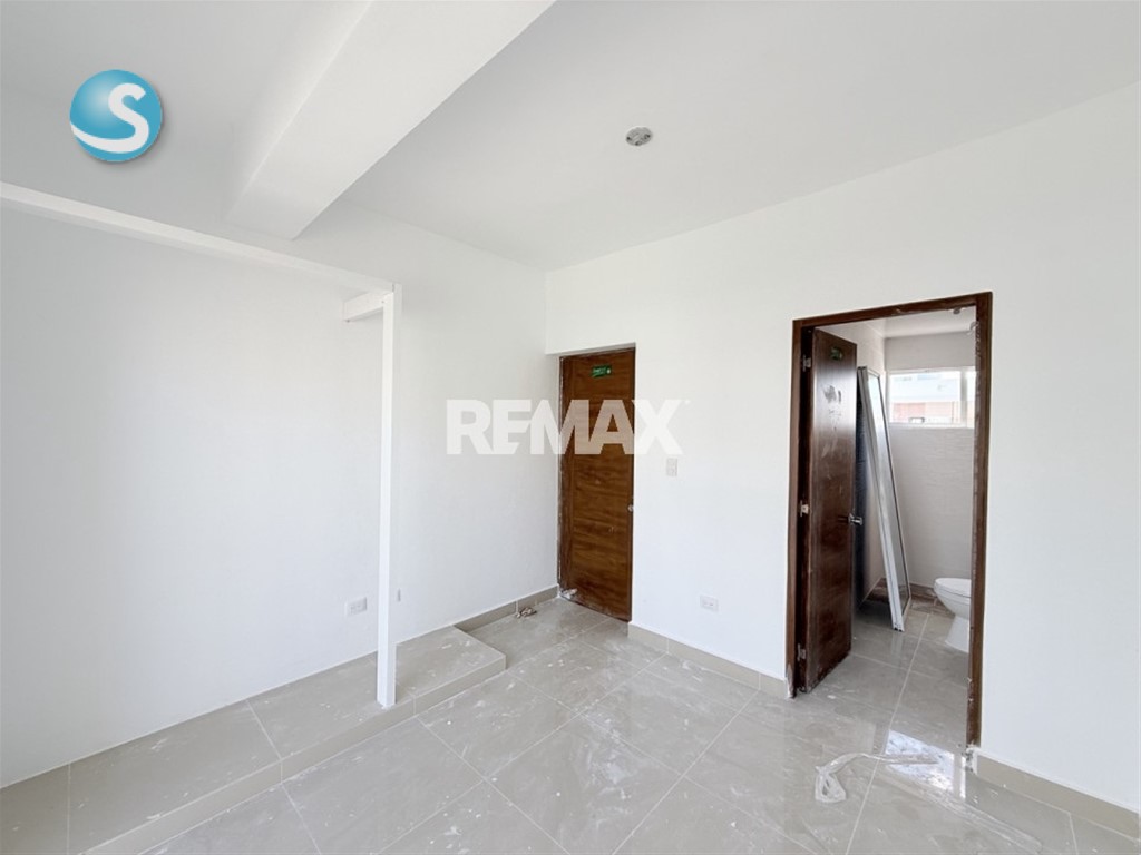 2-Bedroom House in Verón — photo 9