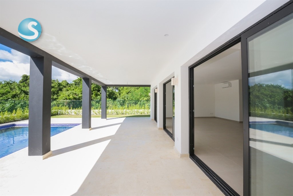 4-Bedroom Villa in Punta Cana Village — photo 8