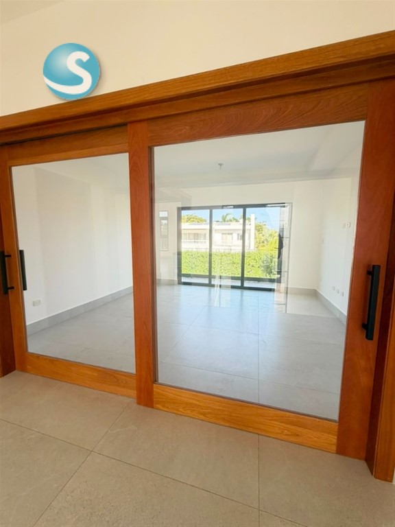 4-Bedroom Villa in Punta Cana Village — photo 12