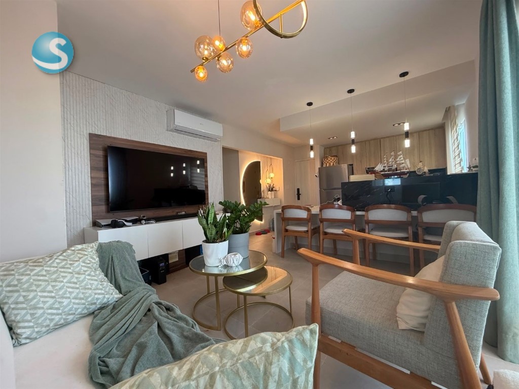 2-Bedroom Apartment in Verón — photo 1