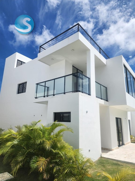 3-Bedroom Villa in Bávaro — photo 1