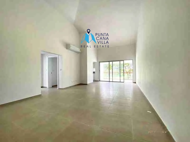 Caribbean Lake Cocotal: Spacious 3-Bedroom Condo for Sale in Punta Cana with High-End Finishes — photo 5