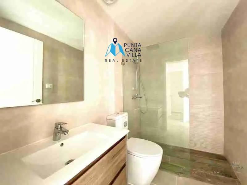 Caribbean Lake Cocotal: Spacious 3-Bedroom Condo for Sale in Punta Cana with High-End Finishes — photo 6