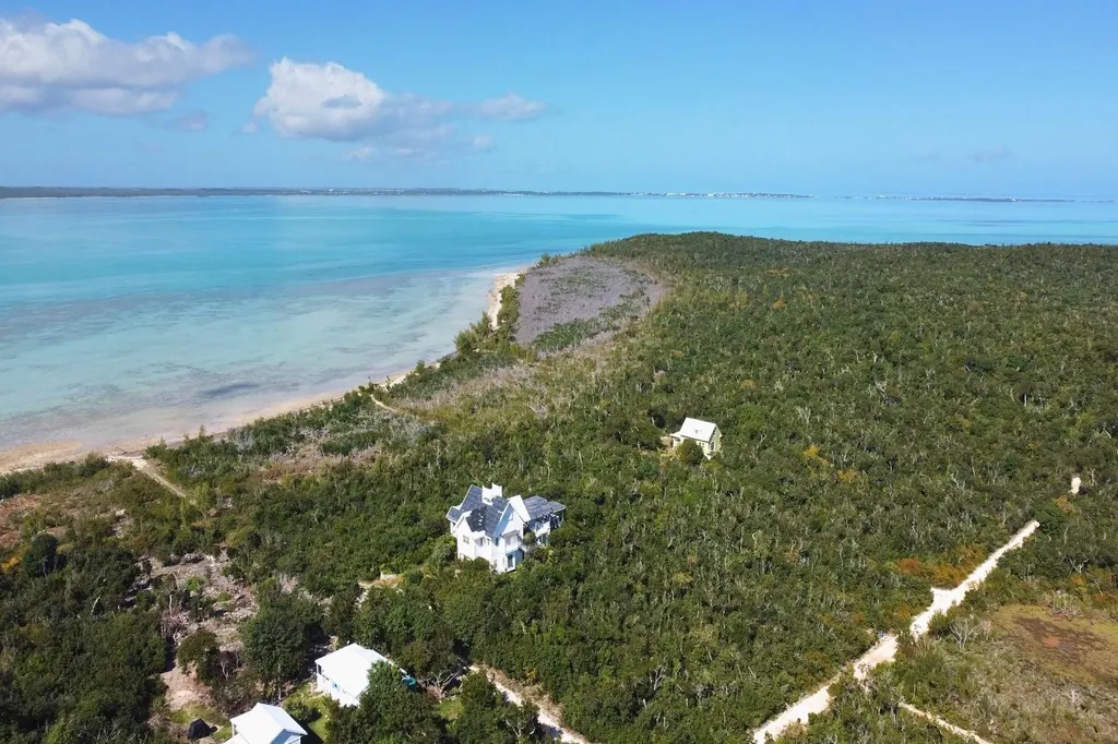 Bajamar With Slip 19 In A Abaco BS — photo 8