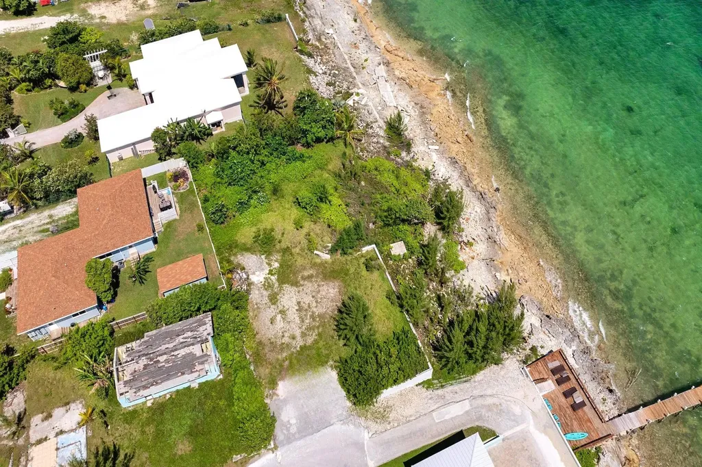 Lowe's Property Abaco BS — photo 7