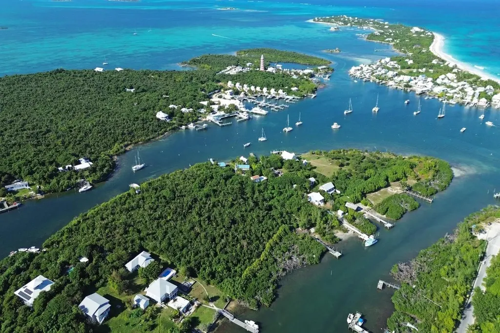 Nigh Life Abaco BS — photo 11