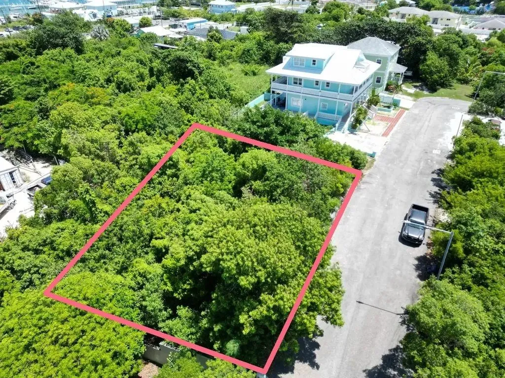 Sunrise Bay 37 Abaco BS — photo 2