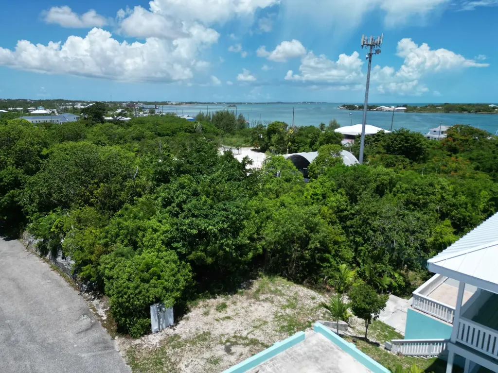 Sunrise Bay 37 Abaco BS — photo 4