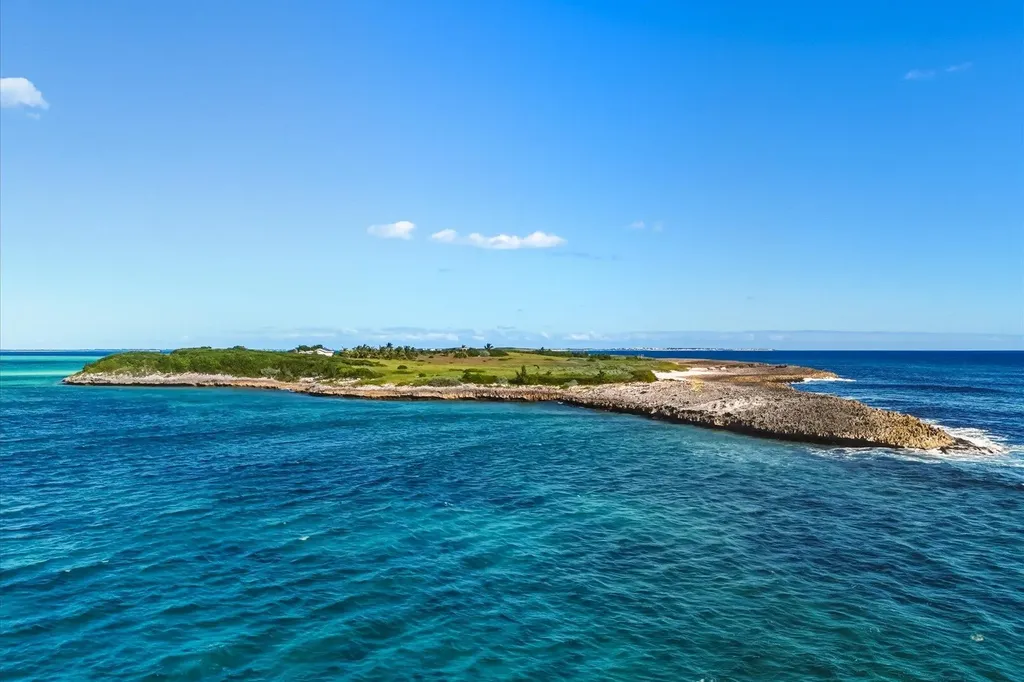21 Acres South End Tilloo Abaco BS — photo 6