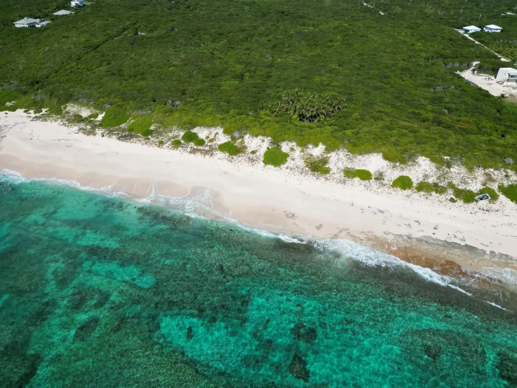 Cherokee Hilltop 6 Acres Abaco BS — photo 9