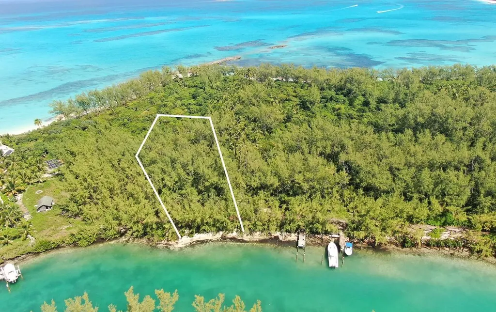 Lot 131, Rose Island New Providence Paradise Island BS — photo 2