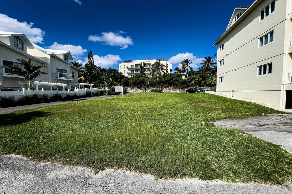 Harbour Colony II 11 New Providence Paradise Island BS — photo 3