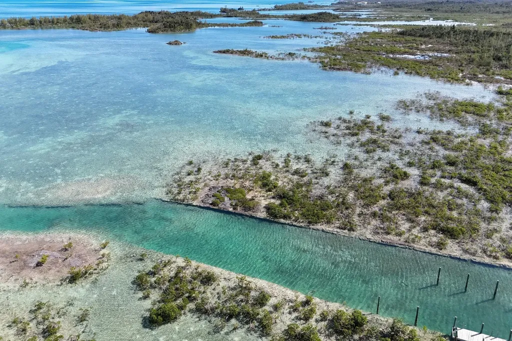 Turtle Cove, The Landing 10 Abaco BS — photo 8
