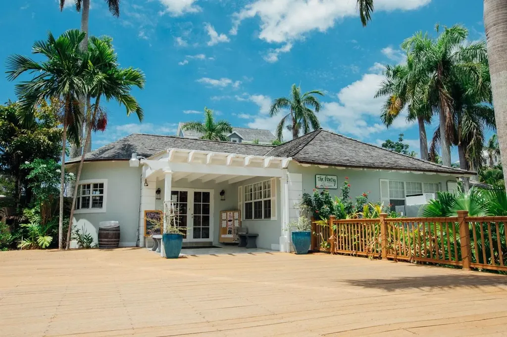 Balmoral New Providence Paradise Island BS — photo 4