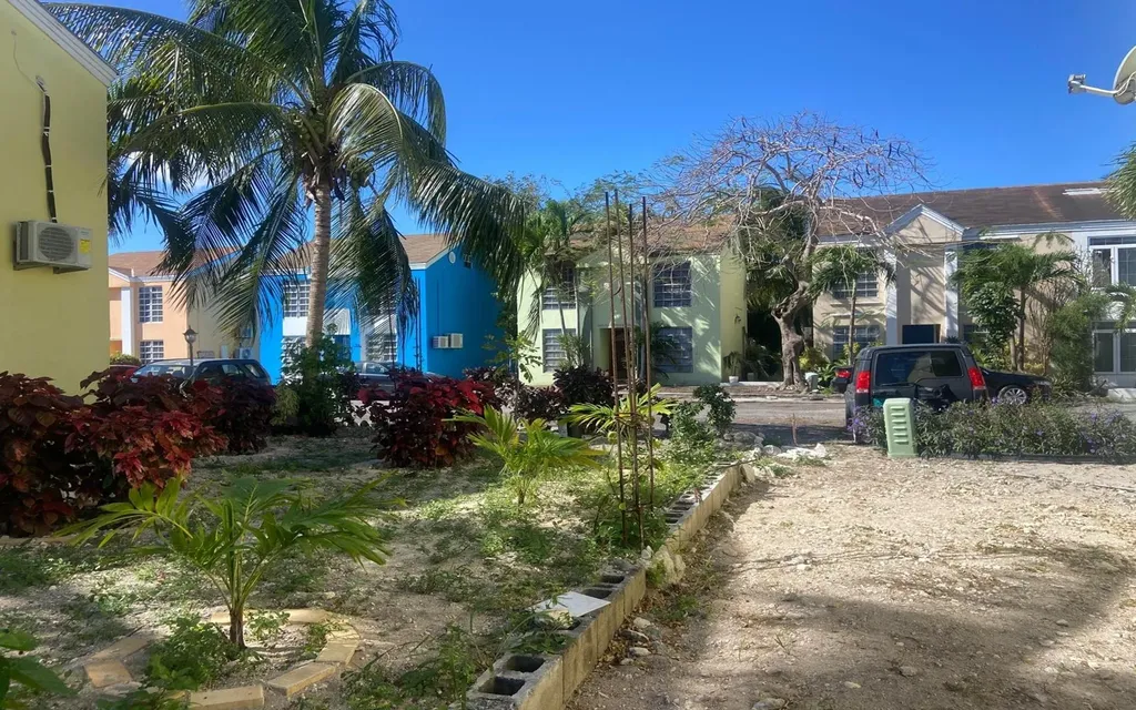 Gated Lot In Cable Beach New Providence Paradise Island BS — photo 5