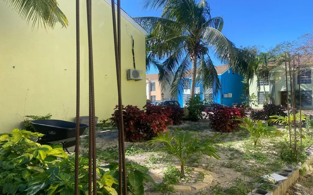 Gated Lot In Cable Beach New Providence Paradise Island BS — photo 7