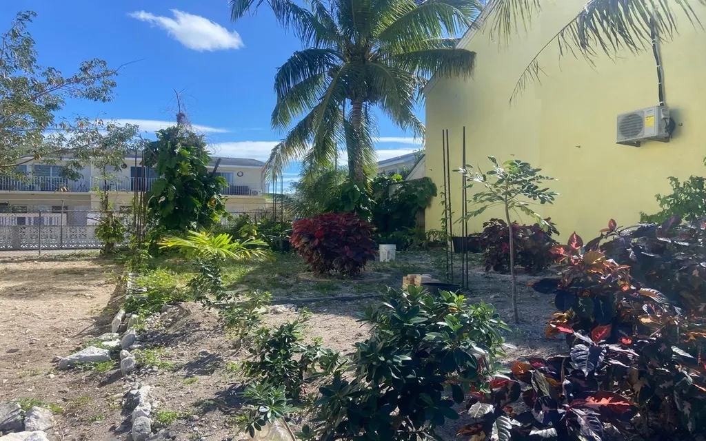 Gated Lot In Cable Beach New Providence Paradise Island BS — photo 9