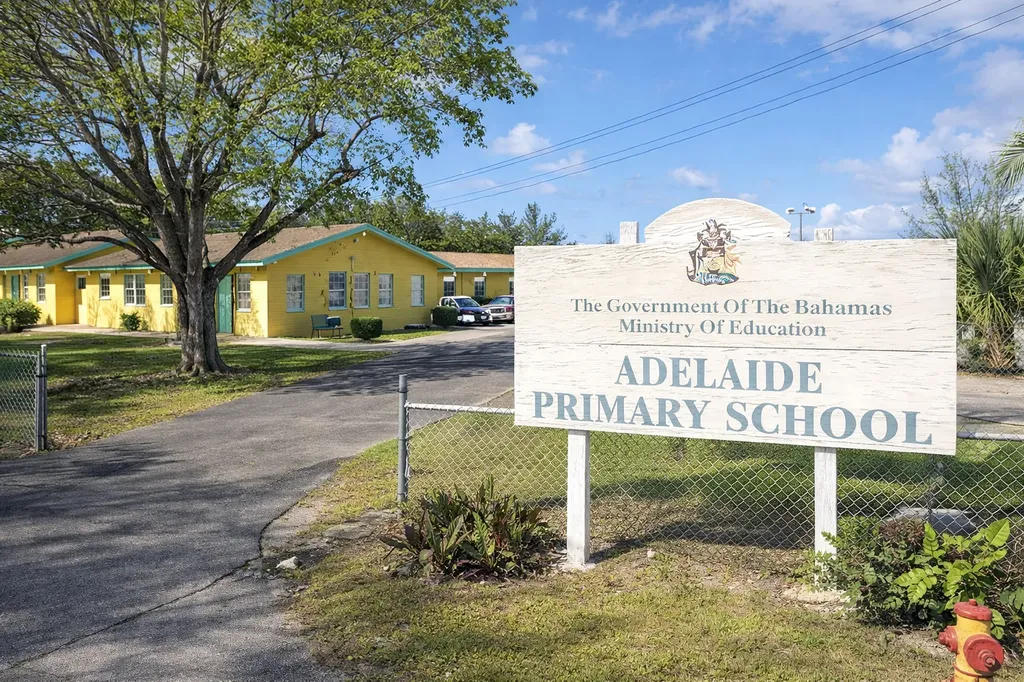 Adelaide Road New Providence Paradise Island BS — photo 12