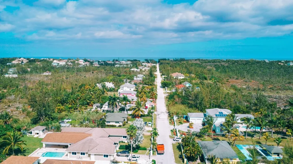 Bahamia West Subdivision Lot 37 New Providence Paradise Island BS — photo 3