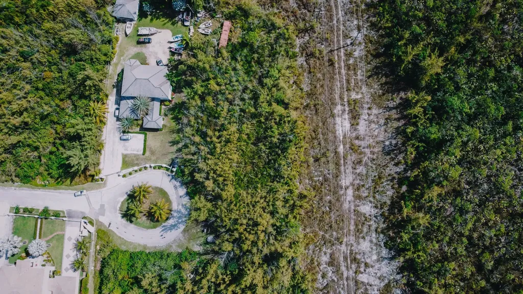 Bahamia West Subdivision Lot 37 New Providence Paradise Island BS — photo 7