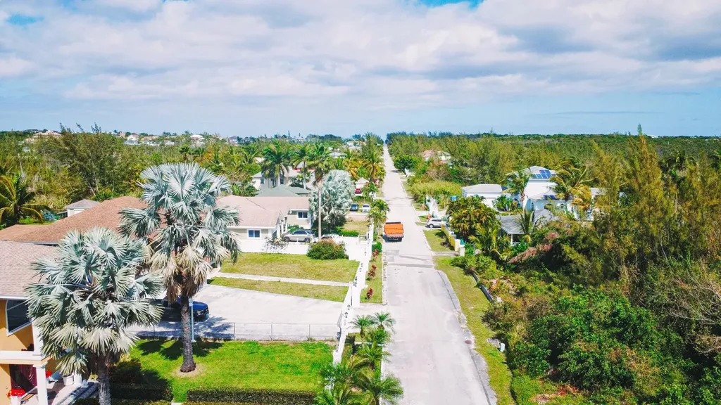 Bahamia West Subdivision Lot 37 New Providence Paradise Island BS — photo 8