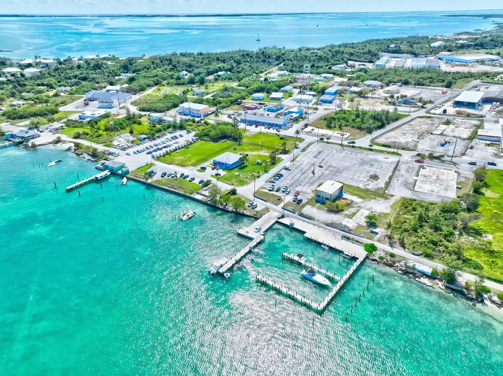 Downtown Marsh Harbour Abaco BS — photo 4