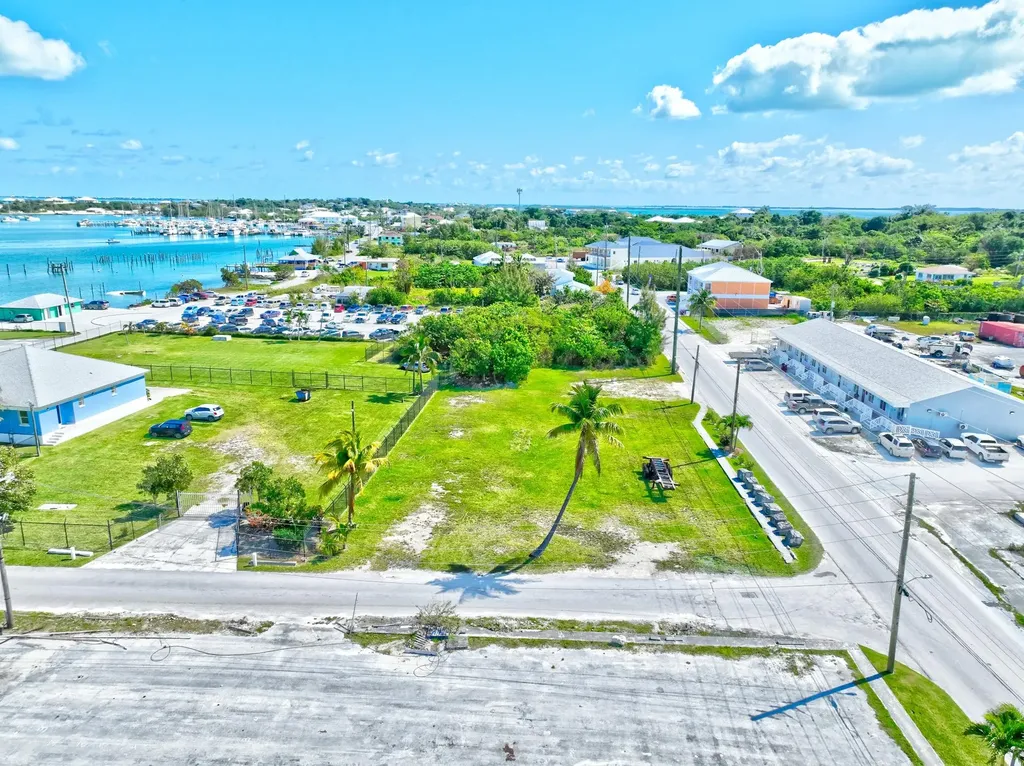 Downtown Marsh Harbour Abaco BS — photo 5