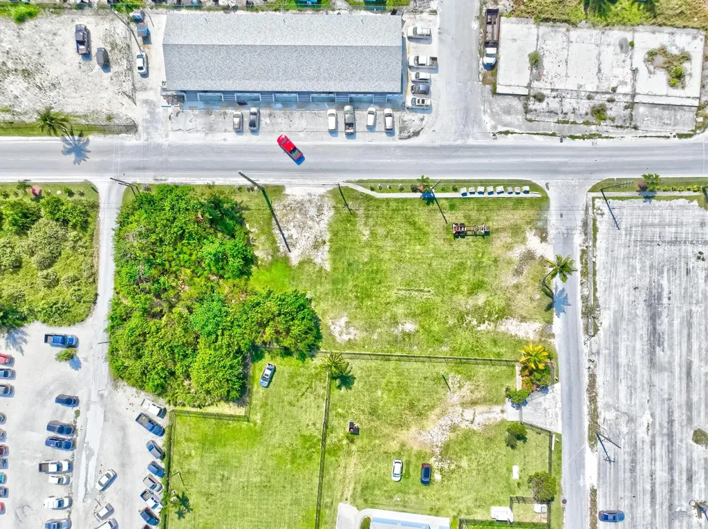 Downtown Marsh Harbour Abaco BS — photo 6