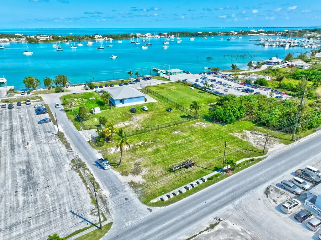 Downtown Marsh Harbour Abaco BS — photo 7