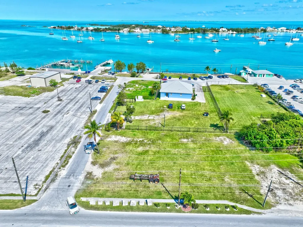 Downtown Marsh Harbour Abaco BS — photo 9