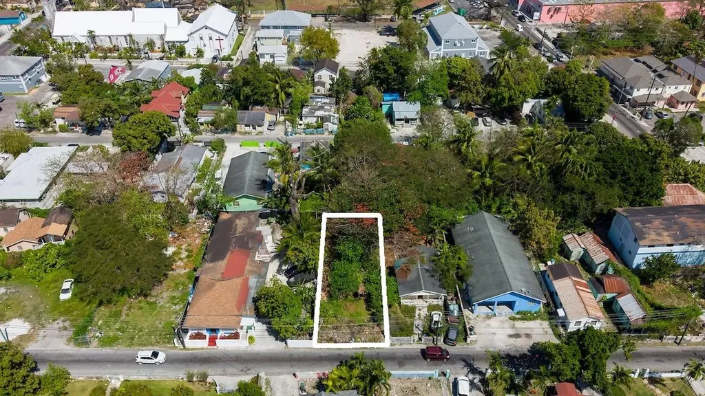 North On Hay Street Lot New Providence Paradise Island BS — photo 2