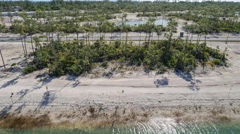 Lot 77, Windsor Lakes New Providence Paradise Island BS — photo 3