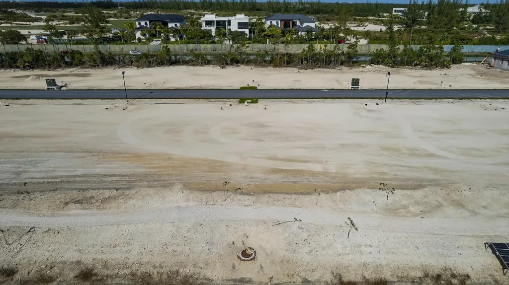 Lot 77, Windsor Lakes New Providence Paradise Island BS — photo 5